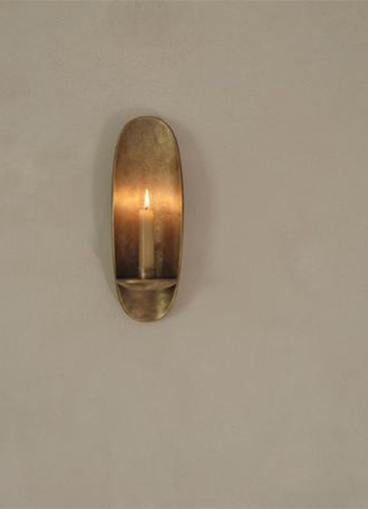 ferm LIVING Agapé kandelaar 30,5 cm  - voorkant 3 brons