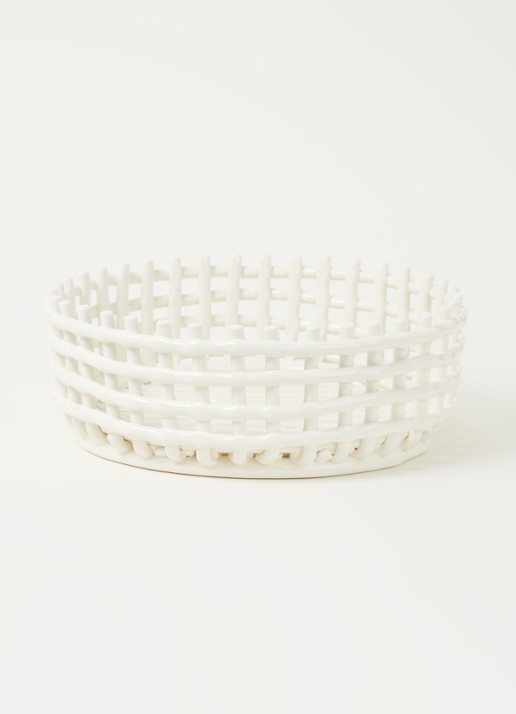 ferm LIVING Ceramic mand 29 cm - voorkant 3 gebroken wit