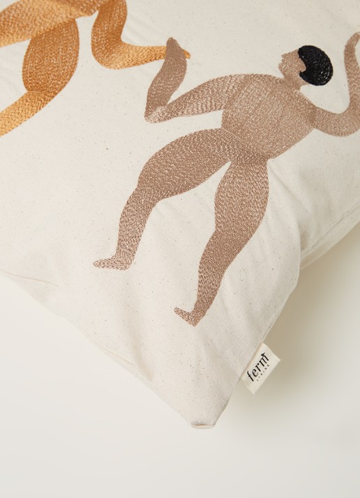 ferm LIVING Free sierkussen 50 x 50 cm - detail 4 creme