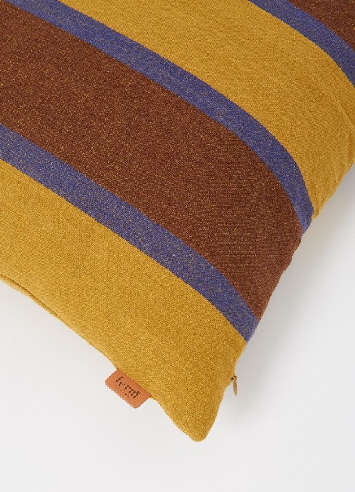 ferm LIVING Grand sierkussen 50 x 50 cm - detail 2 mosterd