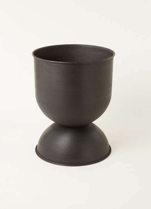ferm LIVING Hourglass S bloempot voor binnen en buiten Ø30 cm - voorkant 2 zwart