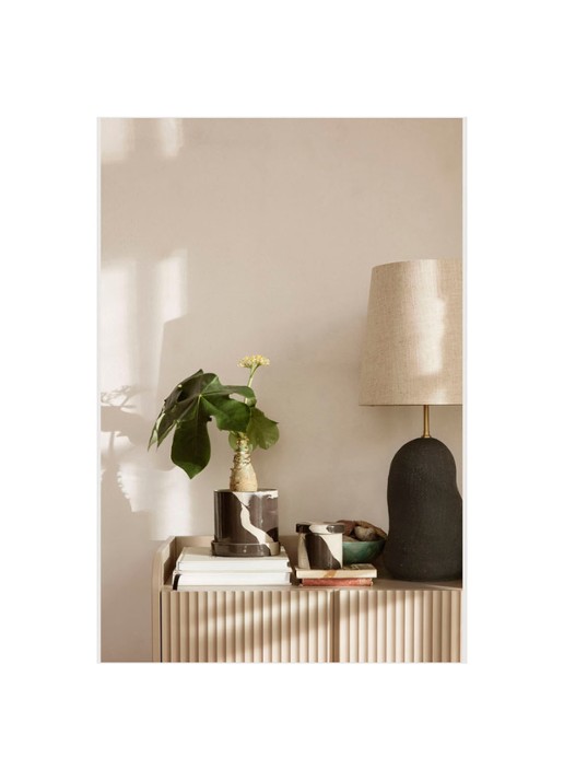ferm LIVING Inlay S bloem- en opbergpot van keramiek voor binnen Ø10 cm  - voorkant 3 zand