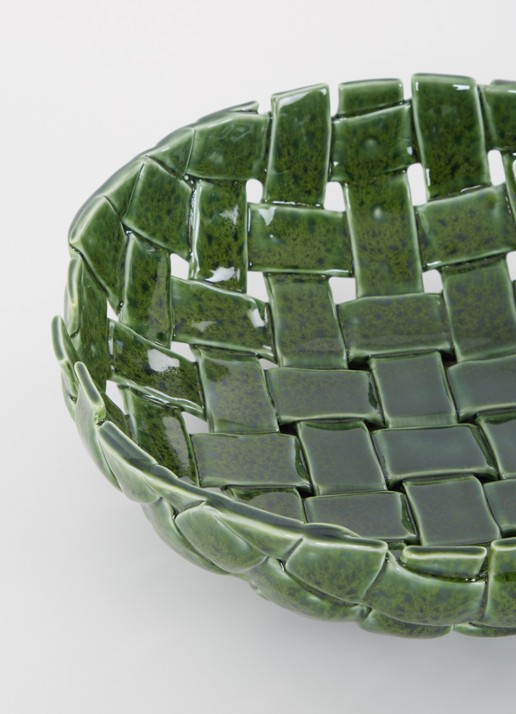 ferm LIVING Plait schaal 30 cm - voorkant 2 groen