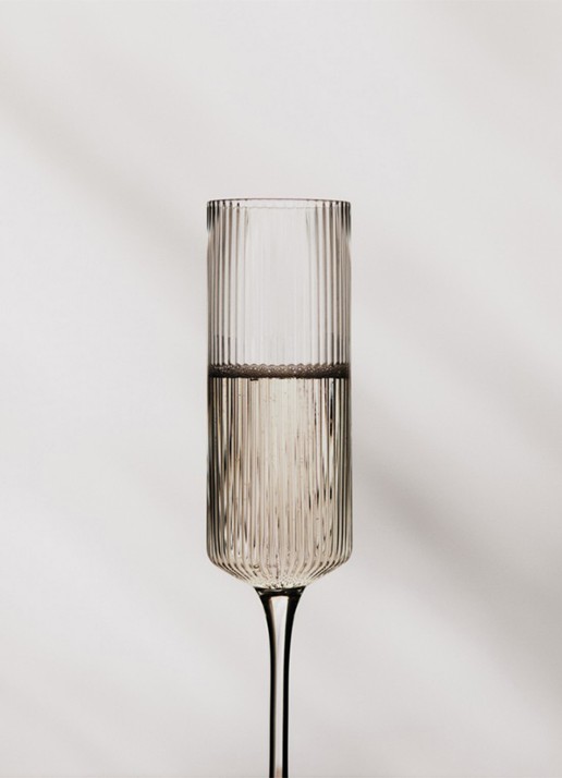 ferm LIVING Ripple champagneglas 15 cl set van 2 - detail 3 transparant