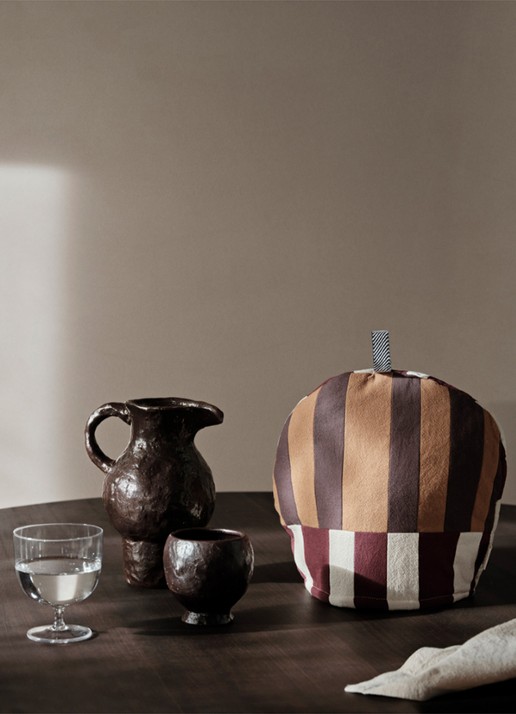 ferm LIVING Section theemuts van  katoen - achterkant 3 bruin
