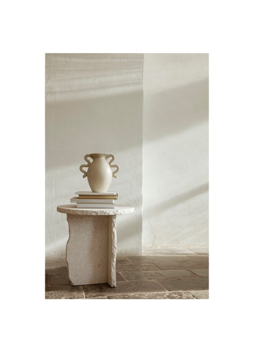 ferm LIVING Verso vaas 27 cm - voorkant 2 gebroken wit