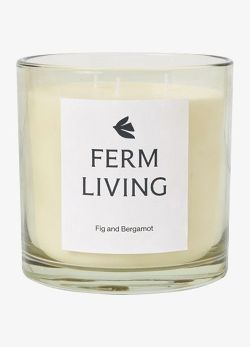 ferm LIVING Vitto geurkaars 1470 gram - voorkant 2 mint