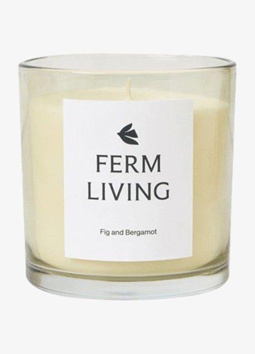 ferm LIVING Vitto geurkaars 830 gram - voorkant 2 mint