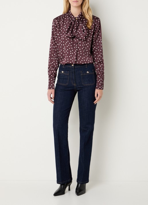 Fifth House Loesy blouse van satijn met stippenprint en afneembare sjaalkraag - voorkant 2 bordeauxrood