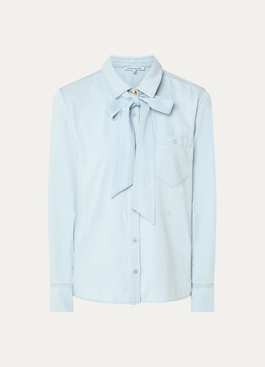 Fifth House Mette blouse van denim met borstzak en sjaalkraag - voorkant 2 lichtblauw