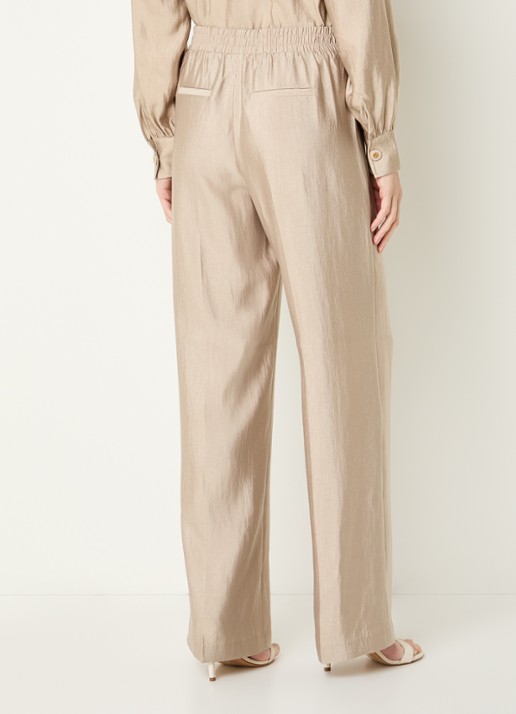 Fifth House Orlando high waist straight fit broek met glanzende finish - achterkant 3 beige
