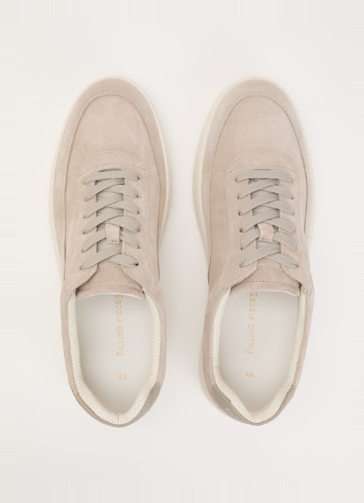 Filling Pieces Mondo sneaker van suède - detail 4 beige