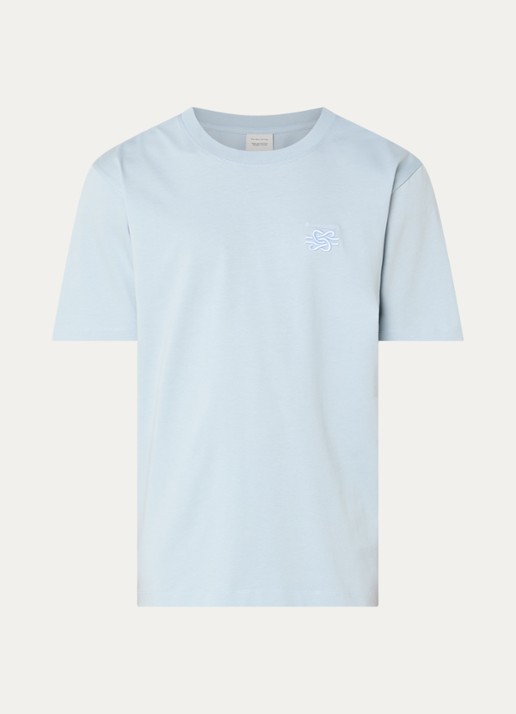Filling Pieces T-shirt met logoborduring - voorkant lichtblauw