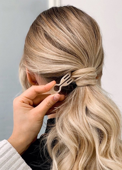 Fiona Franchimon Nº 1 Hairpin - haarpin set van 3  - voorkant 2 soft beige