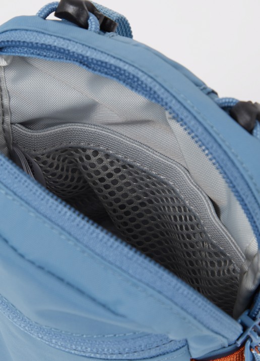 Fjällräven High Coast Pocket crossbodytas met logo - detail blauwgrijs