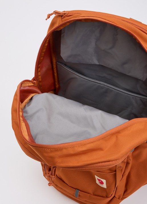 Fjällräven Skule 28 rugzak met 15 inch laptopvak - detail 2 bruin