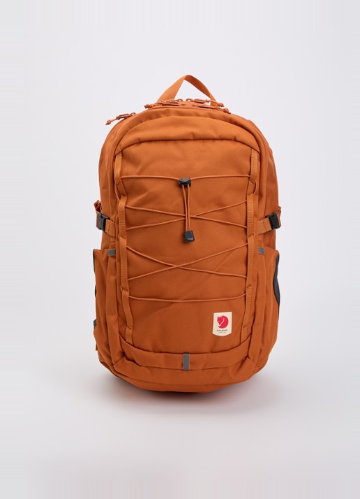 Fjällräven Skule 28 rugzak met 15 inch laptopvak - voorkant 3 bruin