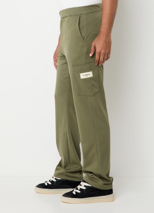 FLÂNEUR Atelier loose fit pantalon met opgestikte zak - detail 2 legergroen