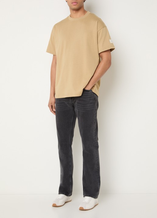 FLÂNEUR Atelier T-shirt met logo - voorkant 4 camel