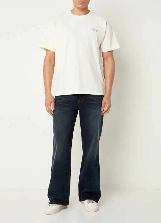 FLÂNEUR Sound & Design T-shirt met logo- en backprint - voorkant 2 creme