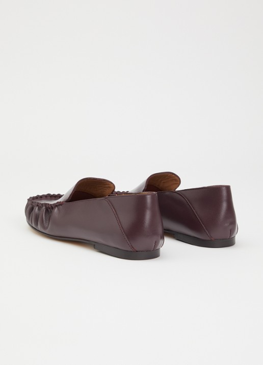 Flattered Bon Bon loafer van lamsleer - achterkant 5 bordeauxrood