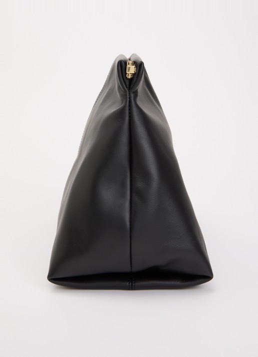 Flattered Clay clutch van kalfsleer - detail 3 zwart