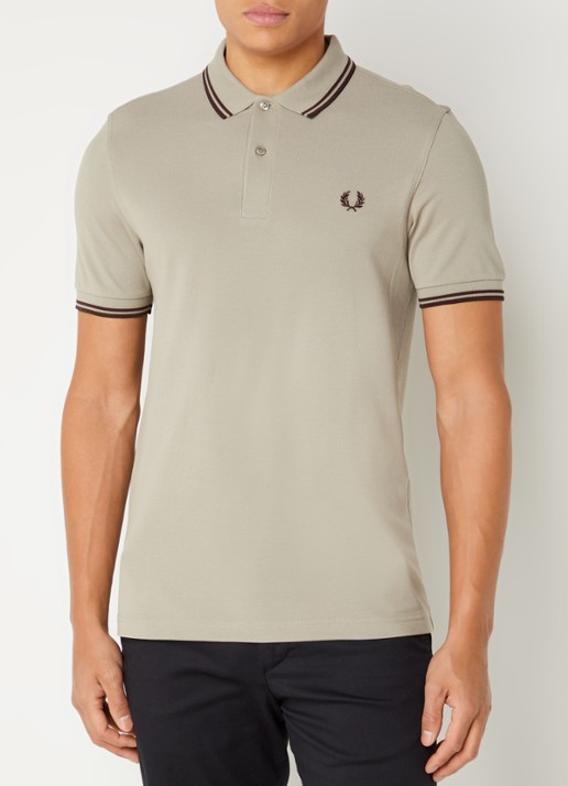 Fred Perry Regular fit polo van piqué katoen met logoborduring - detail grijs