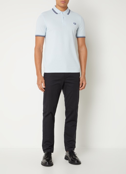 Fred Perry Regular fit polo van piqué katoen met logoborduring - voorkant 4 donkerblauw
