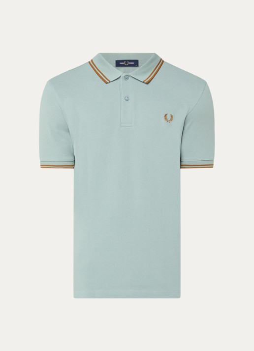 Fred Perry Regular fit polo van piqué katoen met logoborduring - voorkant 2 lichtblauw