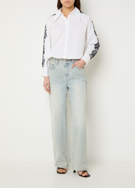 French Connection Cambria blouse met bloemborduring - voorkant 2 wit