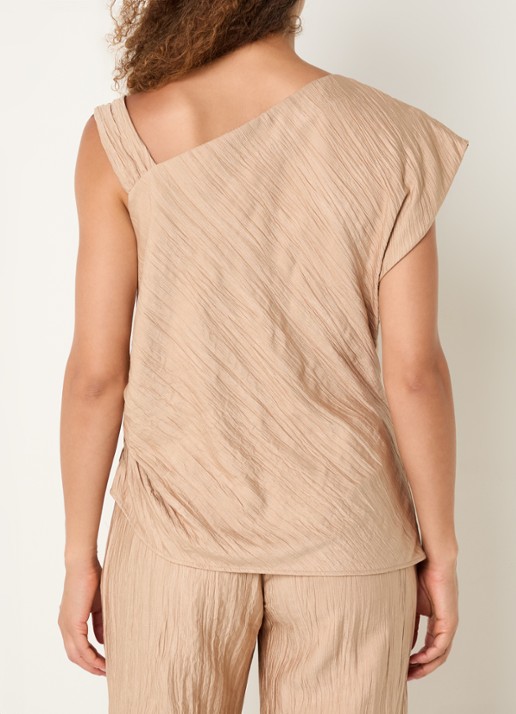 French Connection Novie top met asymmetrische hals - achterkant 4 donkerbeige