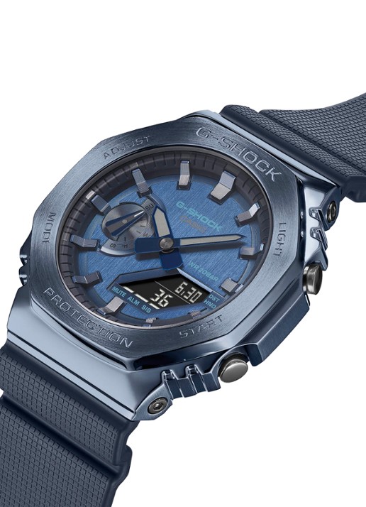 G-Shock Metal horloge GM-2100 - detail 5 donkerblauw
