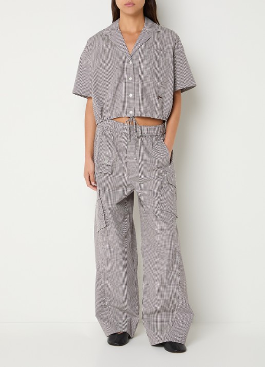 Ganni Cropped blouse met ruitdessin en borstzak - voorkant 2 bruin