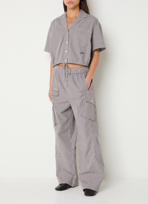 Ganni High waist wide fit cargobroek met ruitdessin - voorkant 3 bruin
