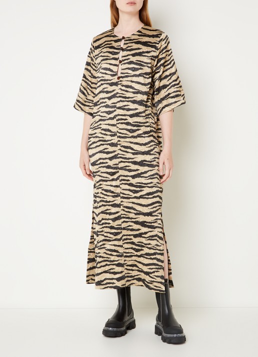 Ganni Maxi blousejurk met tijgerprint en structuur - voorkant 2 donkerbeige