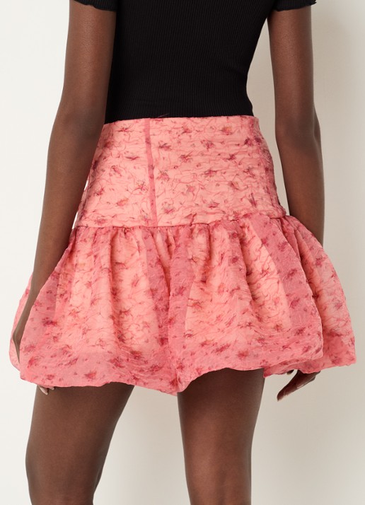 Ganni Shibori mid waist mini rok van mesh - achterkant 3 zalmroze