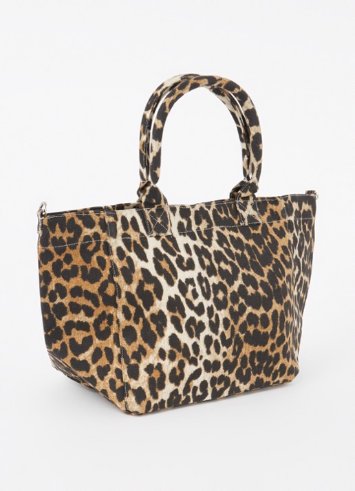 Ganni Small Easy shopper met panterprint en logoborduring - achterkant 7 camel