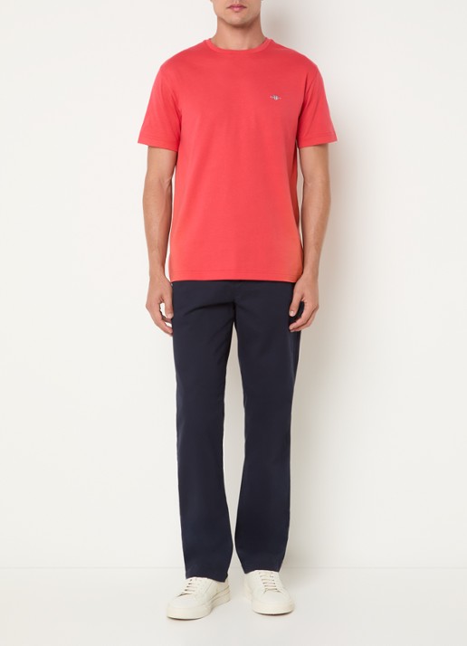 Gant T-shirt met logoborduring - voorkant 2 rood