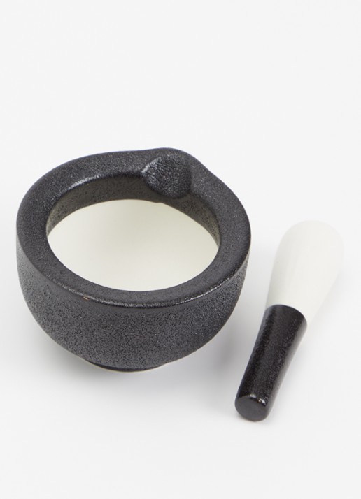 GEFU Grino vijzel met stamper 7,7 cm - detail 2 zwart