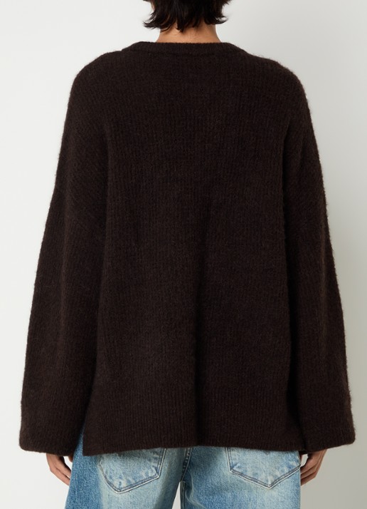 Gestuz Alpha grofgebreide trui in alpaca wolblend met split - achterkant aubergine