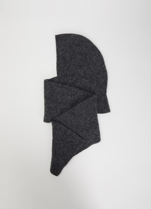 Gestuz Alpha sjaal met capuchon 300 x 25 cm