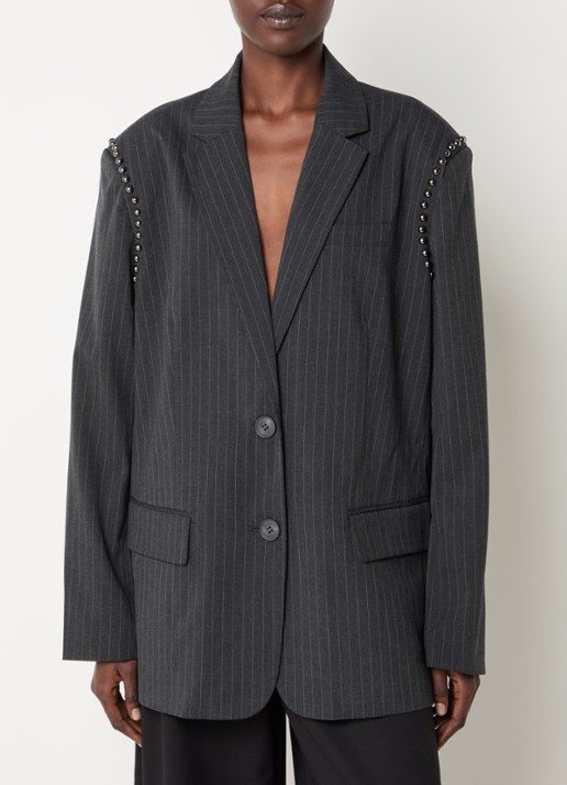 Gestuz Lehela oversized blazer met krijtstreep en studs
