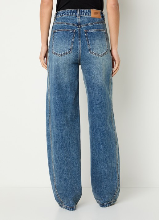 Gestuz Melu high waist wide leg jeans met medium wassing - achterkant indigo