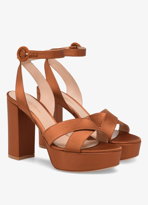Gianvito Rossi Sabrina sandalette van satijn - voorkant 3 cognac