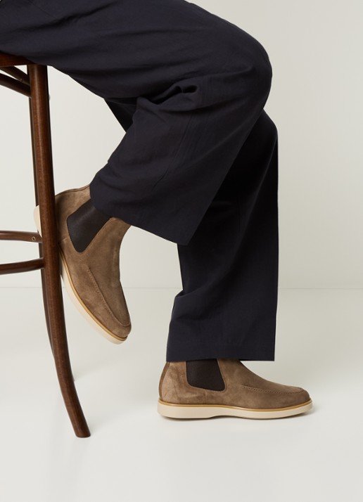 Giorgio Chelsea boot van suède - voorkant 2 taupe