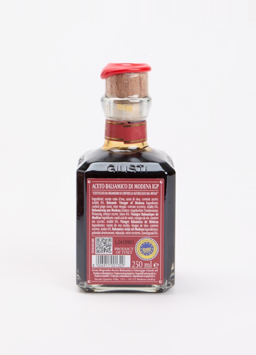 Giusti Balsamico di Modena 3 Medaglie balsamicoazijn 250 ml - voorkant 3 undefined