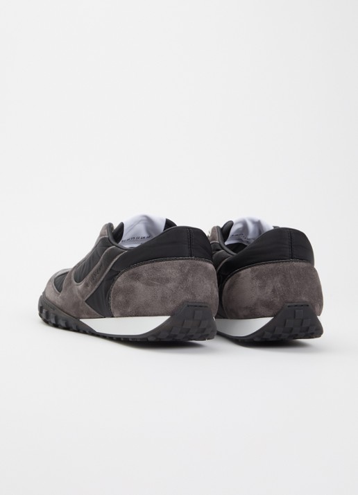 Givenchy New Glide sneaker met details van kalfssuède en logo - achterkant 6 taupe
