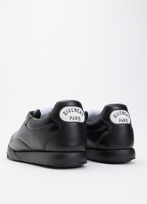 Givenchy Puffy Yard sneaker van lamsleer met logo - achterkant 5 zwart