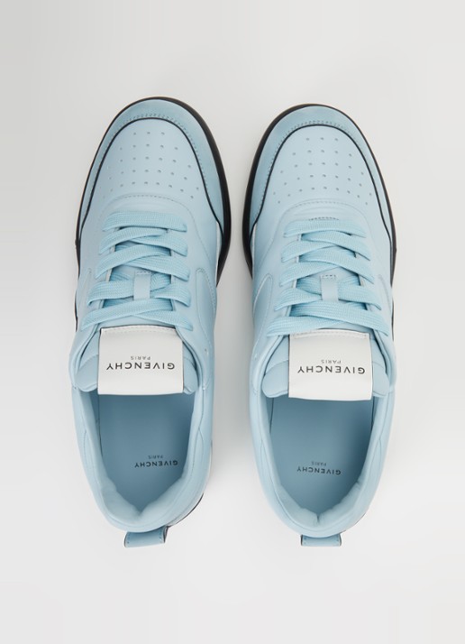 Givenchy Yard Court sneaker van kalfsleer met nubuck details en logo - detail 4 lichtblauw