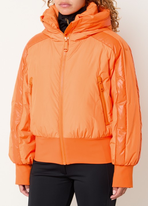 Goldbergh Volare ski-jas met capuchon en ritszakken - detail 4 orange